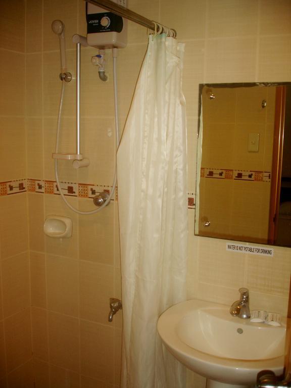 Roxas Midtown Hotel Quarto foto