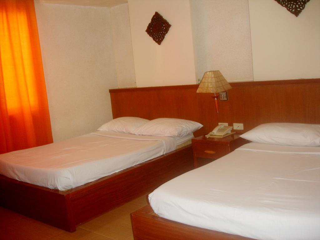 Roxas Midtown Hotel Quarto foto